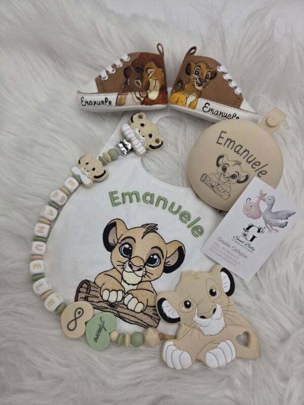 Scarpine neonato dipinte a mano a tema animaletto con catenella e astuccio coordinati