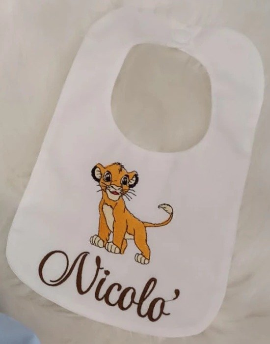 sbc-r15-b04b Bavetta Simba in Piedi con Nome Marrone